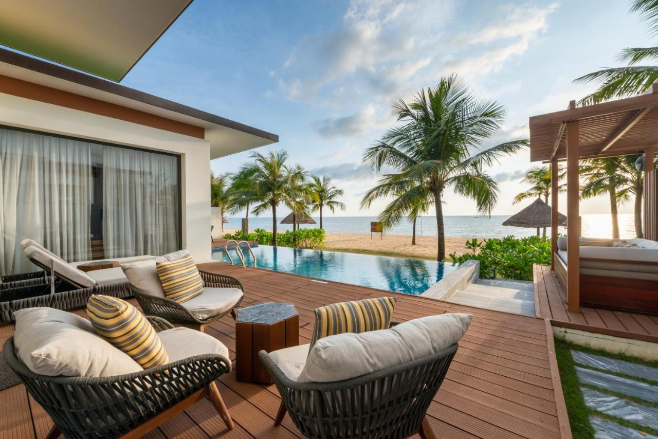 Moevenpick Villas & Residences Phu Quoc Bagian luar foto Beachfront Pool Villa
