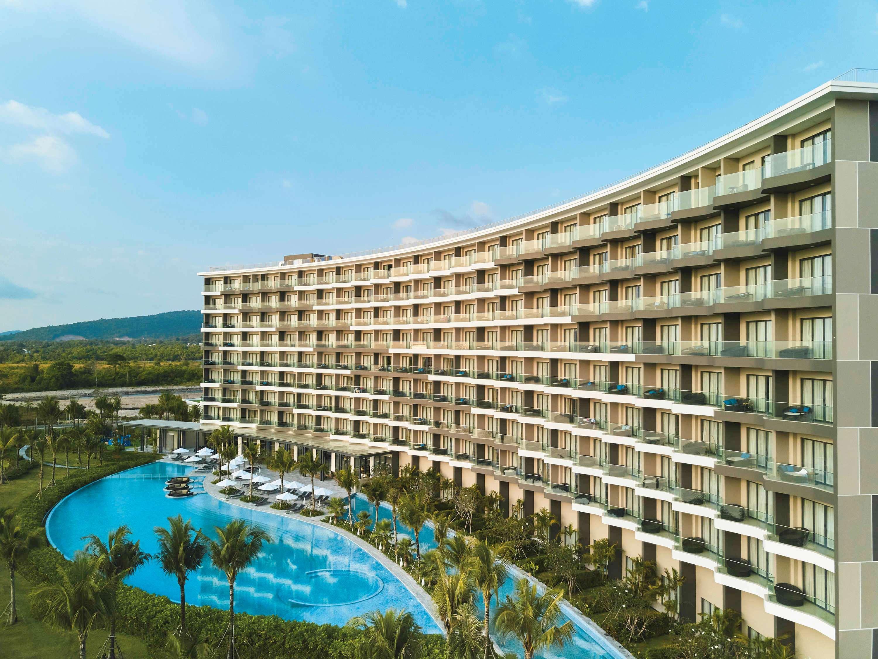 Moevenpick Villas & Residences Phu Quoc Bagian luar foto The hotel's main building