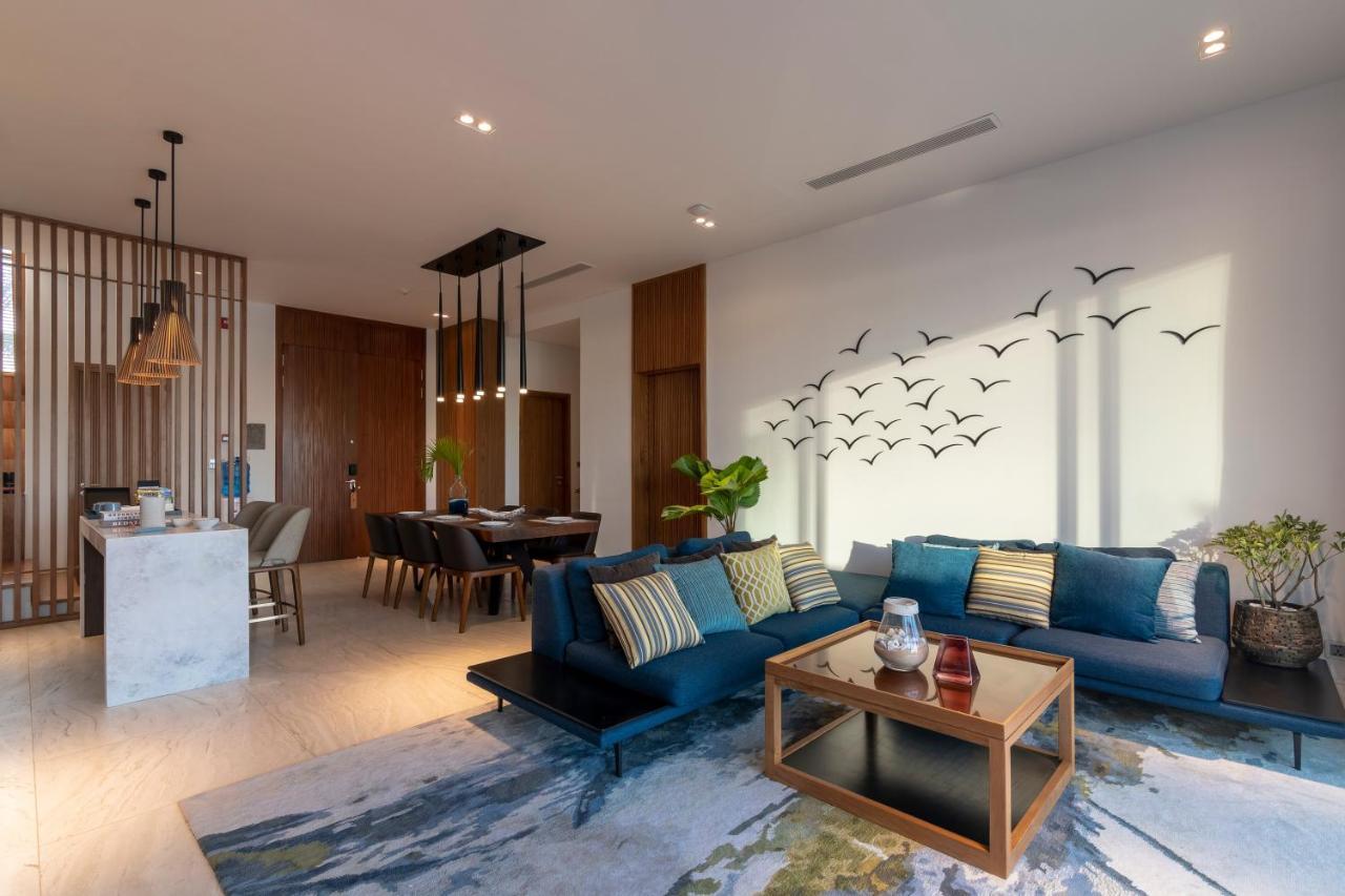 Moevenpick Villas & Residences Phu Quoc Bagian luar foto A living room in a condominium