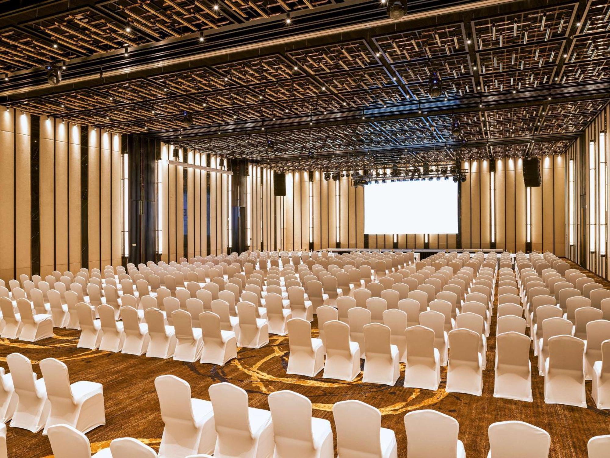 Moevenpick Villas & Residences Phu Quoc Bagian luar foto The Grand Ballroom
