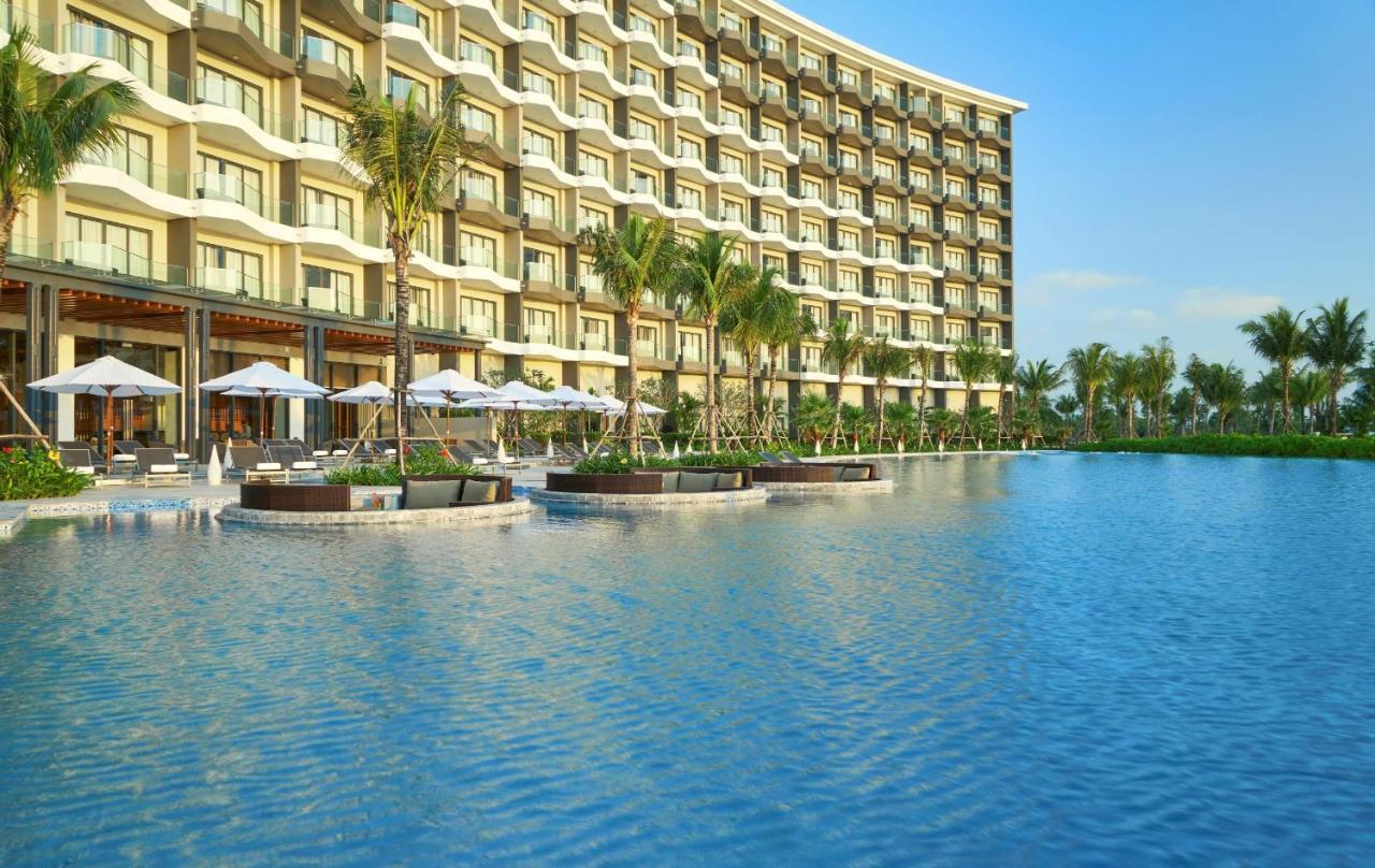 Moevenpick Villas & Residences Phu Quoc Bagian luar foto The Westin Resort & Villas, Nadi