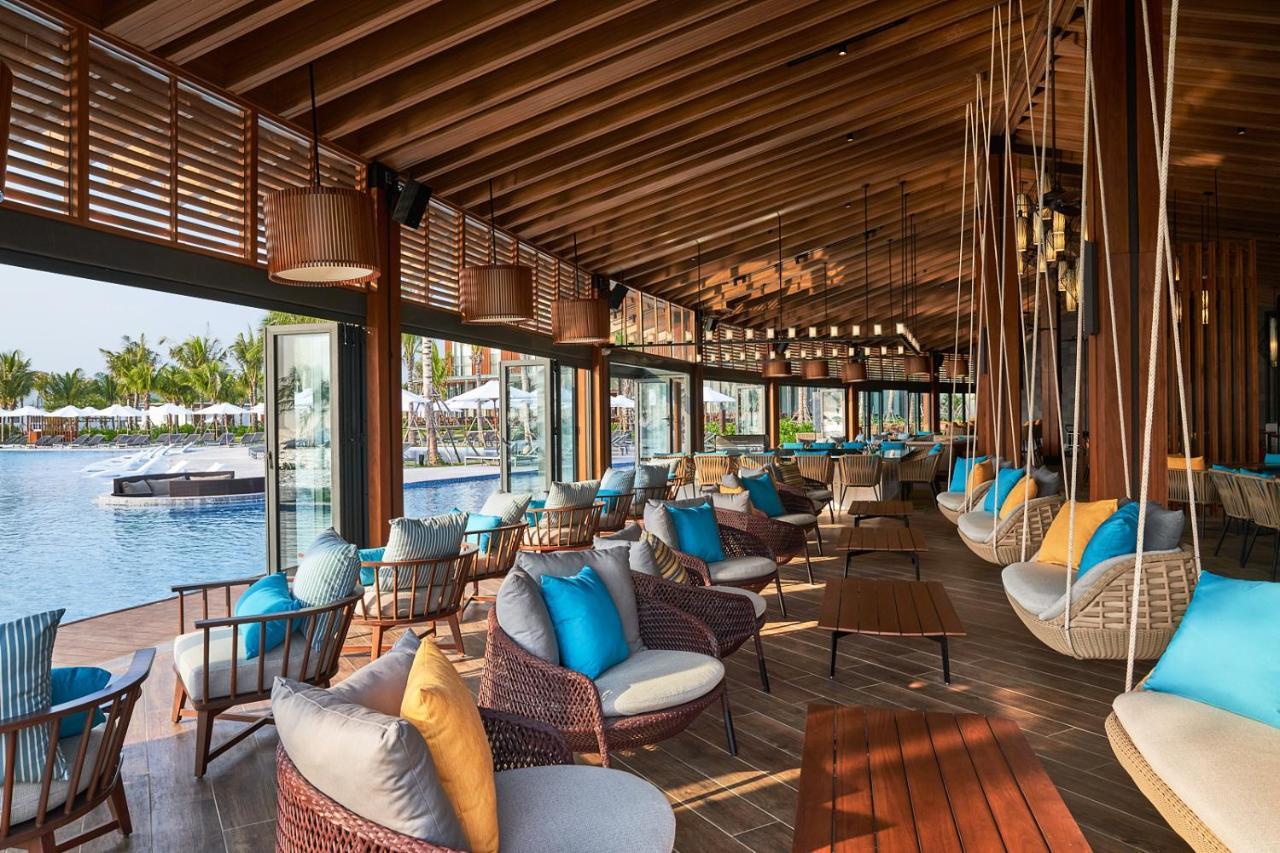 Moevenpick Villas & Residences Phu Quoc Bagian luar foto The Beach Club